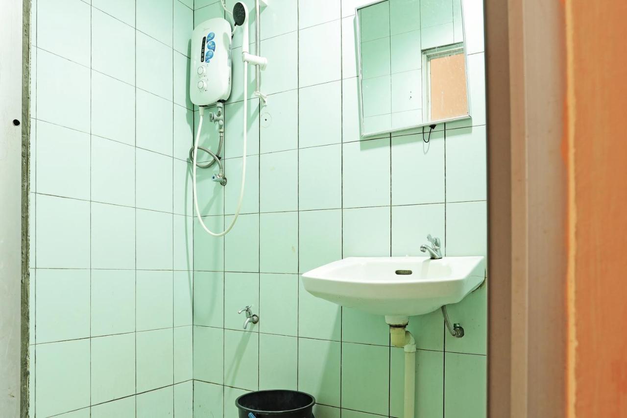 فندق كوشنجفي  Oyo 90598 Living House C0 المظهر الخارجي الصورة